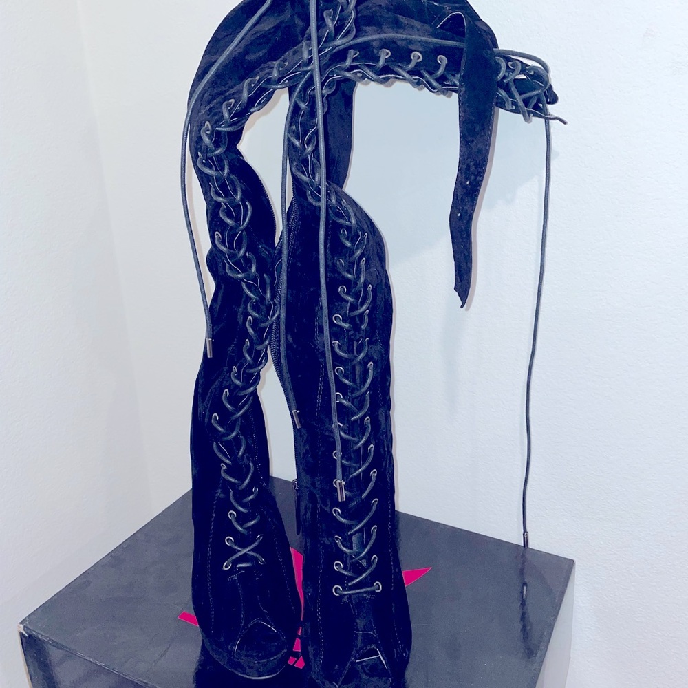 Black knee high heels